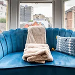 Cohost Partners | 4br/2ba | Free Parking | Wifi Bristol