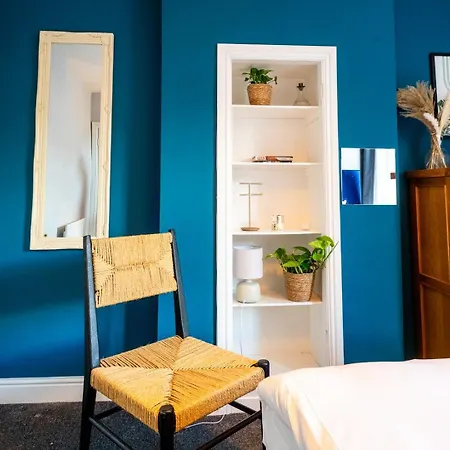 Πανσιόν Cohost Partners | 4br/2ba | Free Parking | Wifi