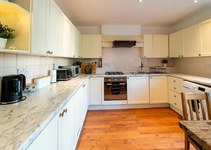 Cohost Partners | 4br/2ba | Free Parking | Wifi Affittacamere Bristol
