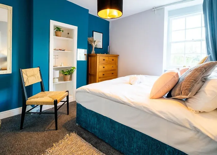 Cohost Partners | 4br/2ba | Free Parking | Wifi 招待所